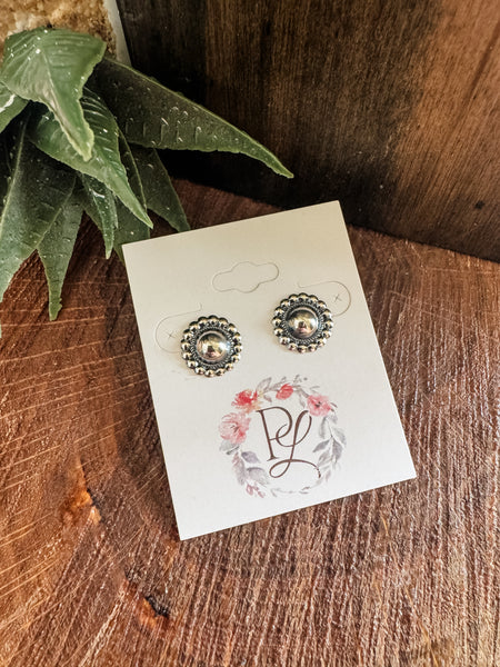 Small Bubble Concho Stud Earrings
