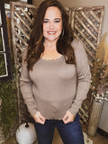 Pretty Little Liar Top-CURVY