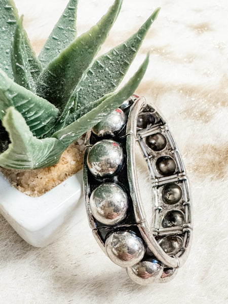 XL Single Dot Bubble Bracelet