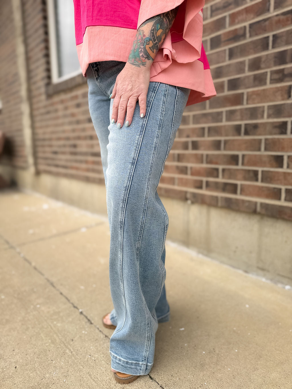 Curvy Denim – Pearls & Lace