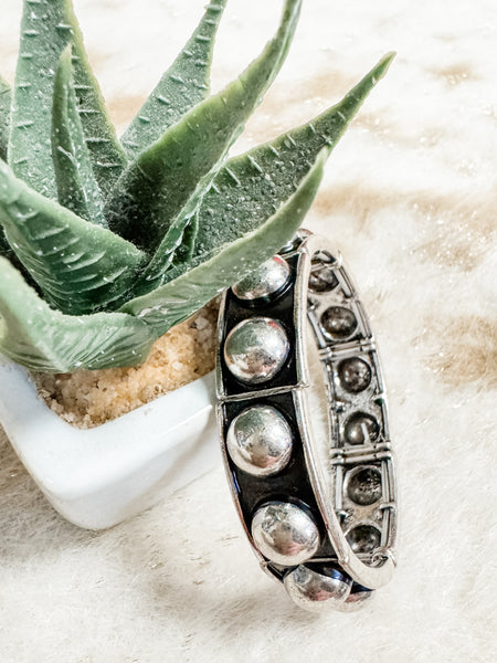 Large Single Dot Bubble Bracelet