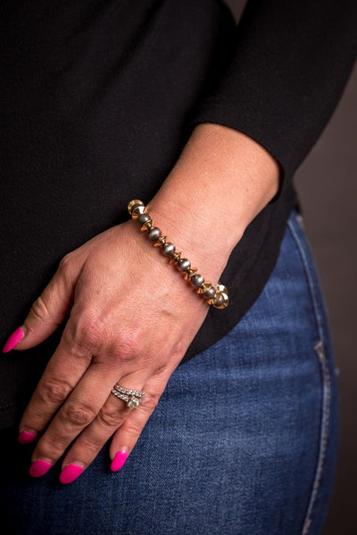 Navajo Pearl & Gold Disc Bracelet